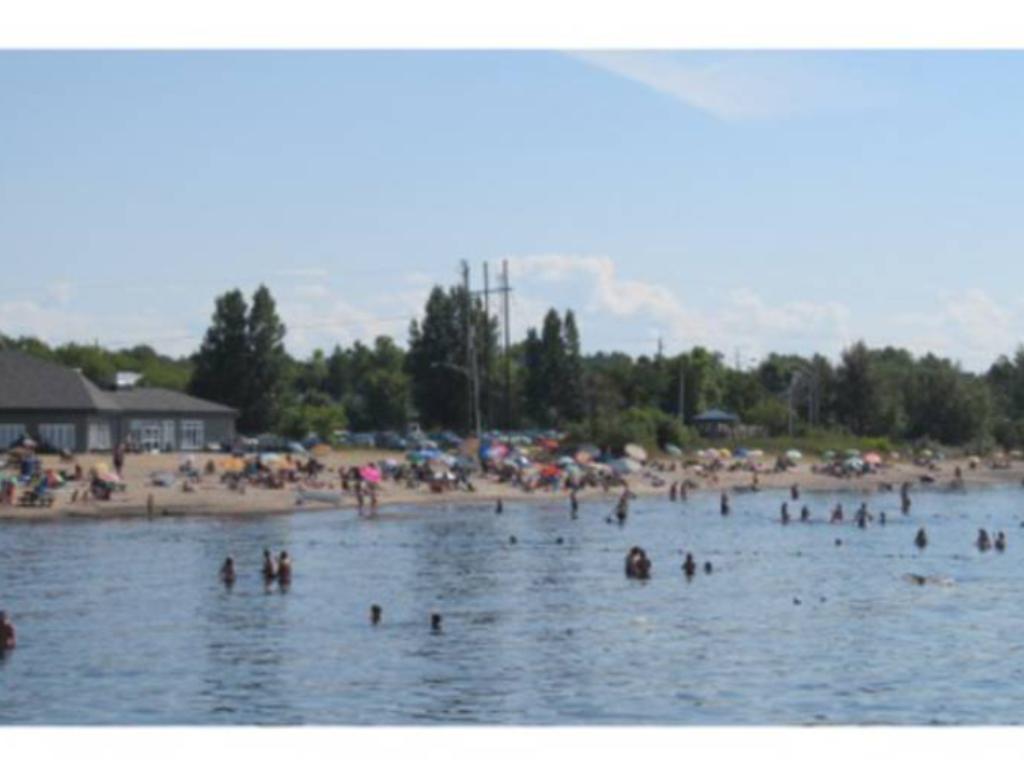 Le Gîte du Pêcheur Metabetchouan Exterior foto